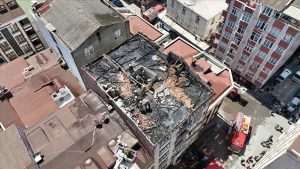 Aile İçi Tartışma Yangına Dönüştü: Panikle Bina Boşaltıldı