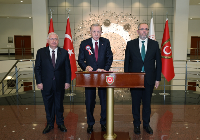 Cumhurbaşkanı Erdoğan: Siper savaşlarının yerini siber savaşlar aldı