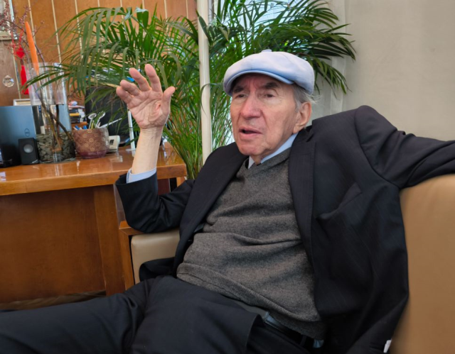 Eski CHP Genel Başkanı Altan Öymen 93 yaşında hayatını kaybetti