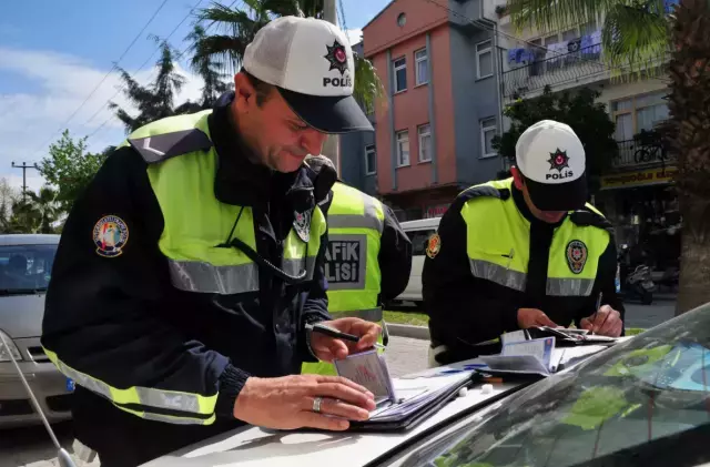 Bakan Yerlikaya yeni dönemi ilan etti! Bunları yapan yandı, ehliyetlere el konulacak